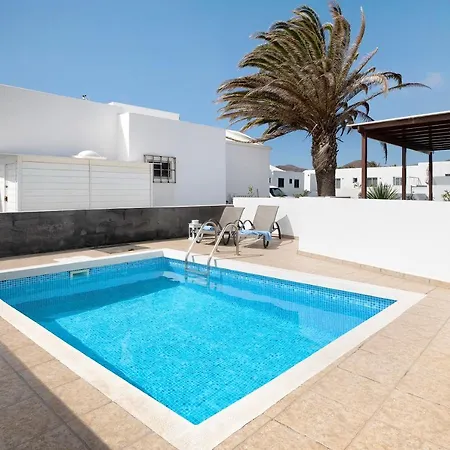 Holiday home El Charco Azul Charco del Palo