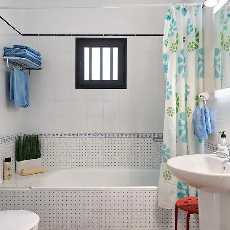 El Charco Azul Tatil Evi *